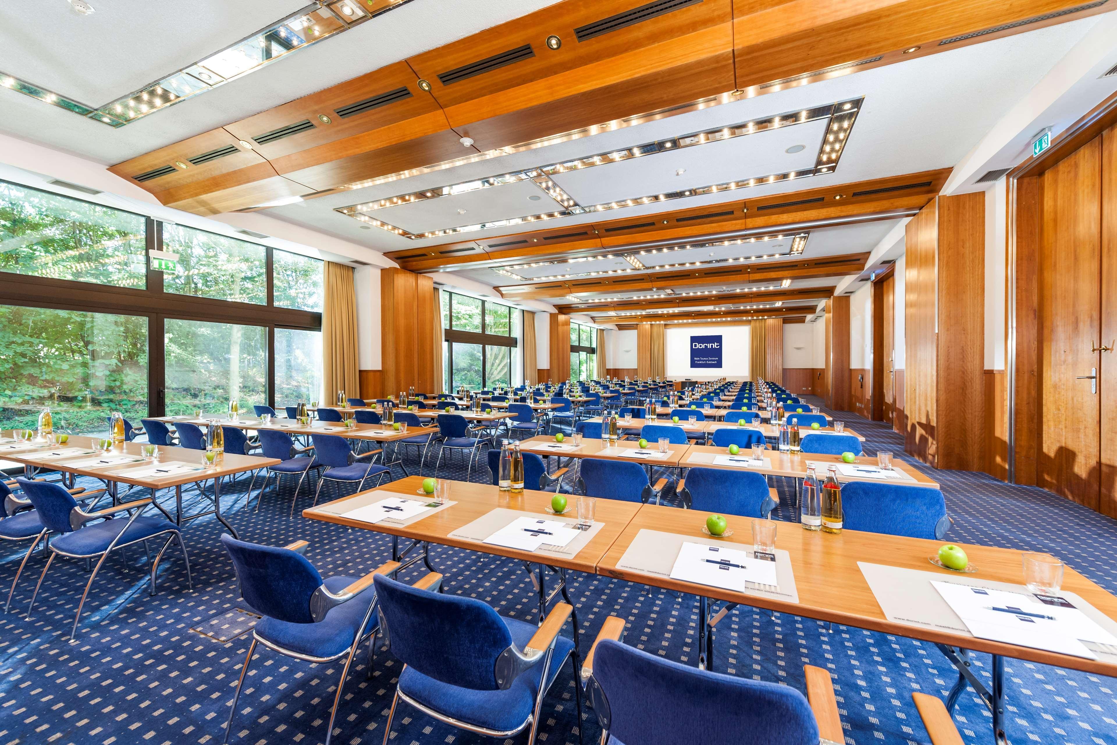 Dorint Main Taunus Zentrum Frankfurt Sulzbach Зульцбах Экстерьер фото